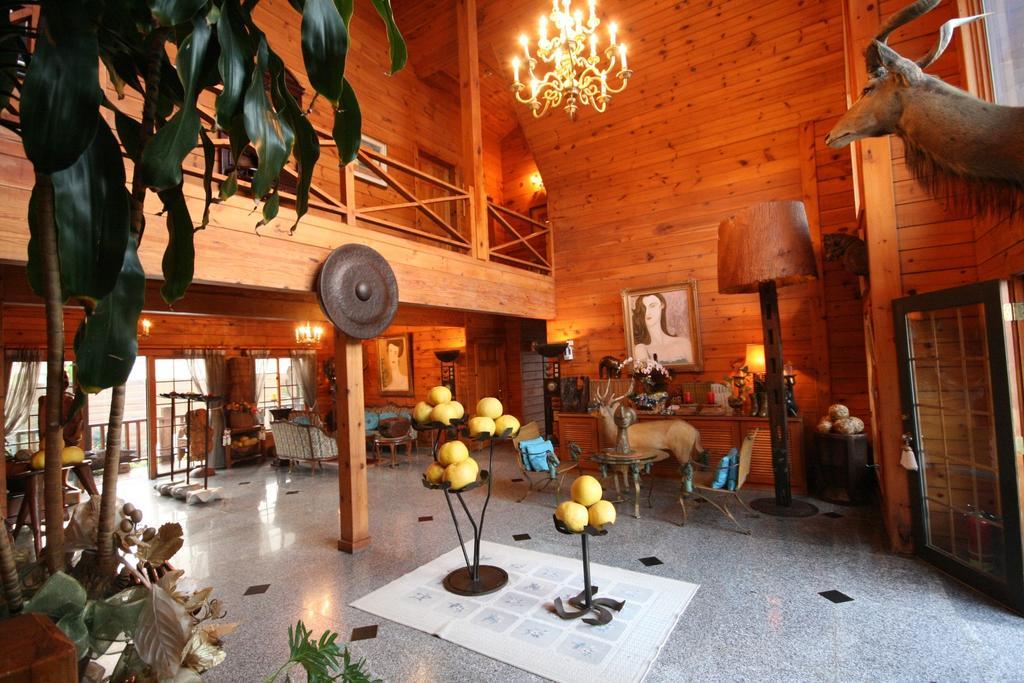 Sun Moon Lake Full House Resort Yuchi Extérieur photo