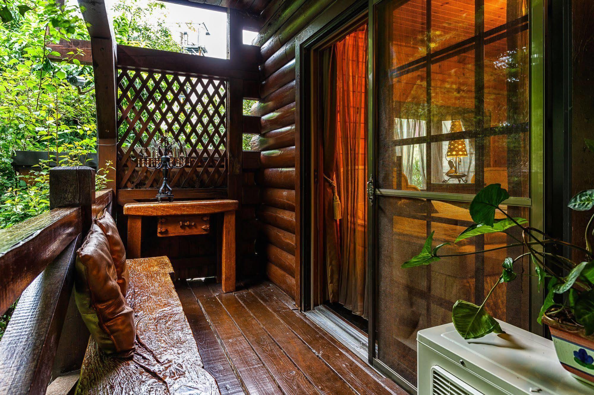Sun Moon Lake Full House Resort Yuchi Extérieur photo