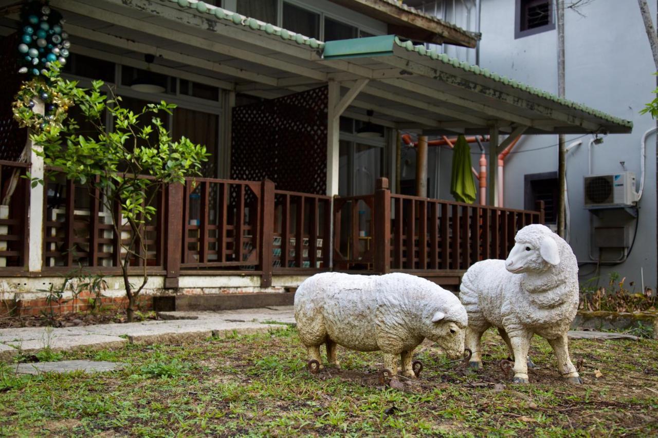 Sun Moon Lake Full House Resort Yuchi Extérieur photo